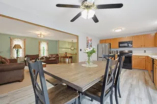 99 Wren St, Taunton, MA 02718 - Photo 15