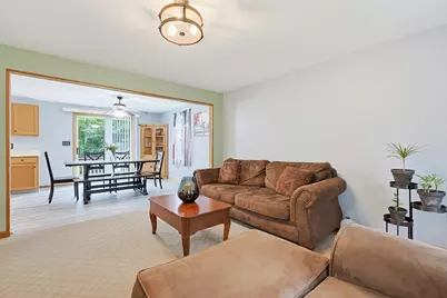 99 Wren St, Taunton, MA 02718 - Photo 21