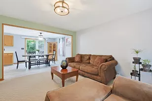 99 Wren St, Taunton, MA 02718 - Photo 21