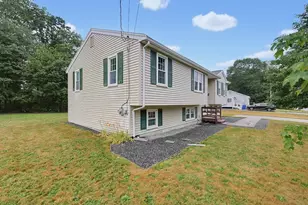 99 Wren St, Taunton, MA 02718 - Photo 3