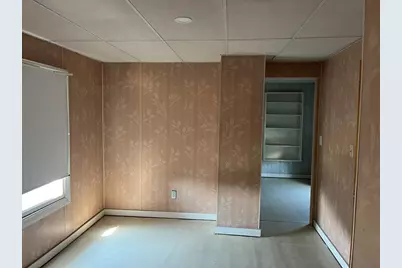 33 Power Square, Greenfield, MA 01301 - Photo 17