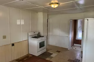 33 Power Square, Greenfield, MA 01301 - Photo 5