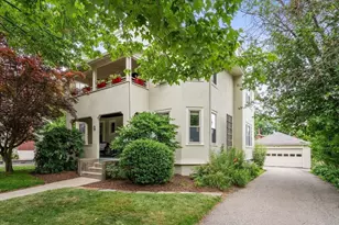 23 Pine St, Belmont, MA 02478 - Photo 25