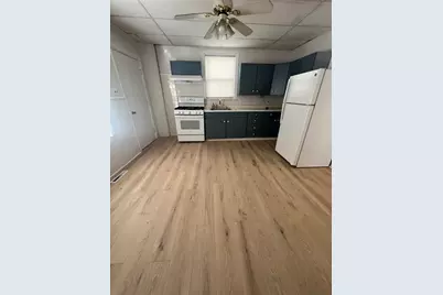 5 Clinton St #1, Newton, MA 02458 - Photo 3