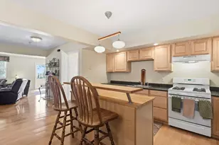 77 Ellen St, Leominster, MA 01453 - Photo 15