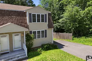 77 Ellen St, Leominster, MA 01453 - Photo 3