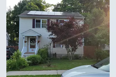 142 Jasper, Springfield, MA 01109 - Photo 1