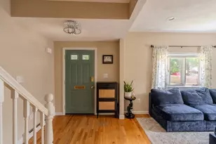 3 Winter Pl, Melrose, MA 02176 - Photo 7