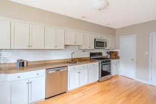 3 Winter Pl, Melrose, MA 02176 - Photo 13