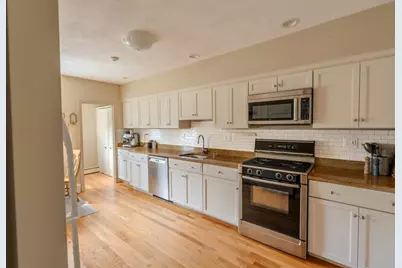 3 Winter Place #3, Melrose, MA 02176 - Photo 9