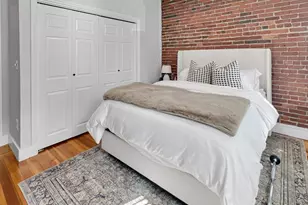 92 Florida St, Boston, MA 02124 - Photo 11