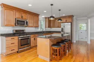 3 Sheldon St, Billerica, MA 01862 - Photo 5