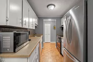 220 Bedford St, Bridgewater, MA 02324 - Photo 13