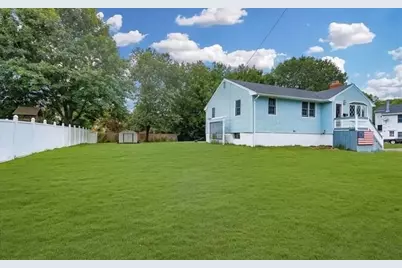 18 Dana Rd, Peabody, MA 01960 - Photo 3