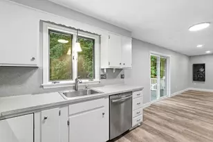 226 Plumtree Rd, Sunderland, MA 01375 - Photo 17