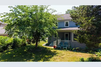 564 Montgomery St, Fall River, MA 02720 - Photo 5