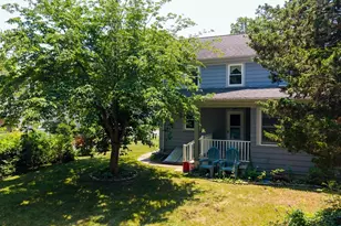 564 Montgomery St, Fall River, MA 02720 - Photo 5