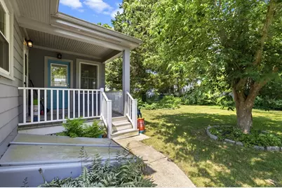 564 Montgomery St, Fall River, MA 02720 - Photo 9