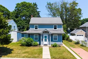 564 Montgomery St, Fall River, MA 02720 - Photo 1