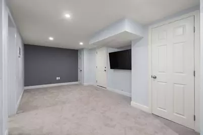 55 Joclyn Ave, Framingham, MA 01701 - Photo 17