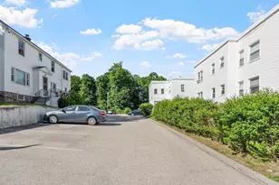 3 Ureco Ter Portfolio, Worcester, MA 01602 - Photo 3