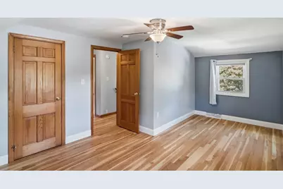 31 Carlisle St, Chelmsford, MA 01824 - Photo 37