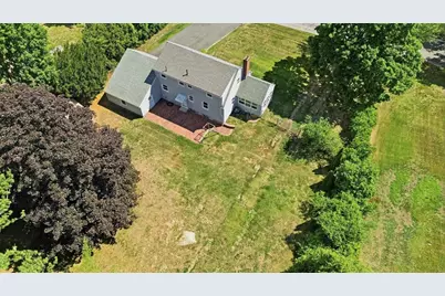 31 Carlisle St, Chelmsford, MA 01824 - Photo 9