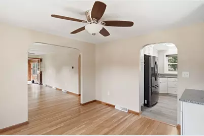 31 Carlisle St, Chelmsford, MA 01824 - Photo 27