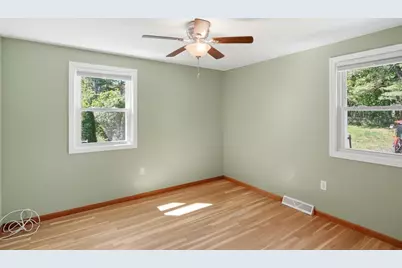 31 Carlisle St, Chelmsford, MA 01824 - Photo 31