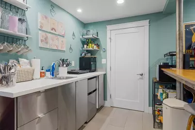 76 Thesda St, Arlington, MA 02474 - Photo 5