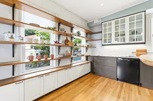 229 Summer St, Somerville, MA 02143 - Photo 15