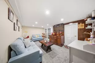 18 Wilson Dr, Framingham, MA 01702 - Photo 25