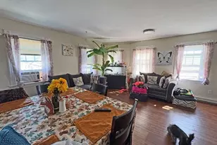 2 Coburn St, Framingham, MA 01702 - Photo 15