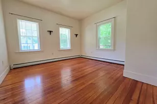 702-704 Main St, Amherst, MA 01002 - Photo 15