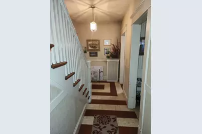 58 Rockland St, Springfield, MA 01118 - Photo 5