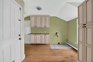 49 Alston Pl, Fitchburg, MA 01420 - Photo 5
