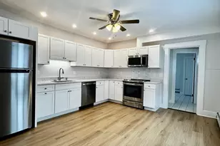 85 Pine St, Waltham, MA 02453 - Photo 5