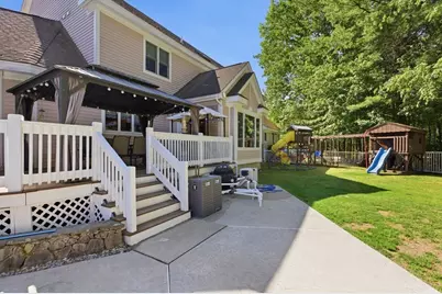 15 Long Pasture Rd, North Andover, MA 01845 - Photo 3