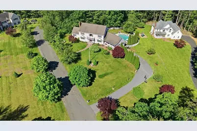 15 Long Pasture Rd, North Andover, MA 01845 - Photo 5
