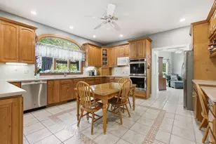 15 Long Pasture Rd, North Andover, MA 01845 - Photo 11