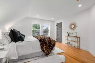 22 Charnwood Rd, Somerville, MA 02144 - Photo 27