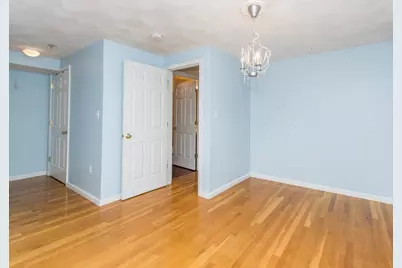 10 Middle Street Ct #7, Waltham, MA 02451 - Photo 9