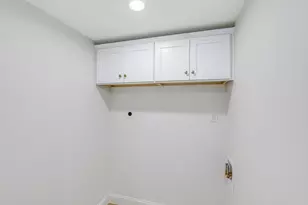 443 Merrimac St, Newburyport, MA 01950 - Photo 35