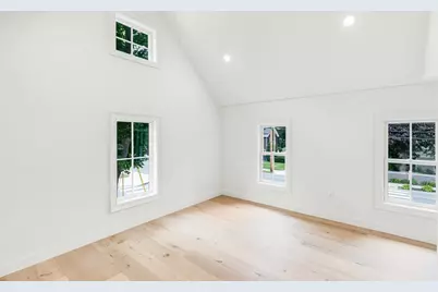 443 Merrimac St, Newburyport, MA 01950 - Photo 33