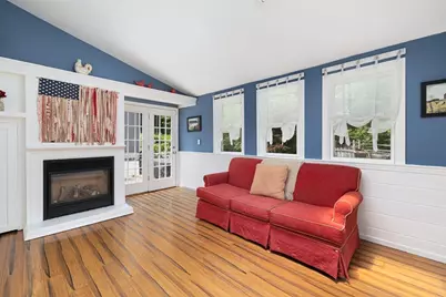 218 Mechanic, Upton, MA 01568 - Photo 11