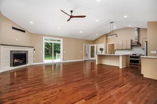 2 Elm, Westminster, MA 01473 - Photo 9