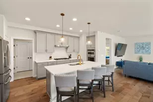 22 Archer Dr, Woburn, MA 01801 - Photo 3