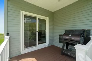 22 Archer Dr, Woburn, MA 01801 - Photo 29