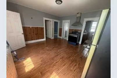 234 W 6th St #1, Lowell, MA 01850 - Photo 15
