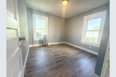 234 W 6th St #1, Lowell, MA 01850 - Photo 11